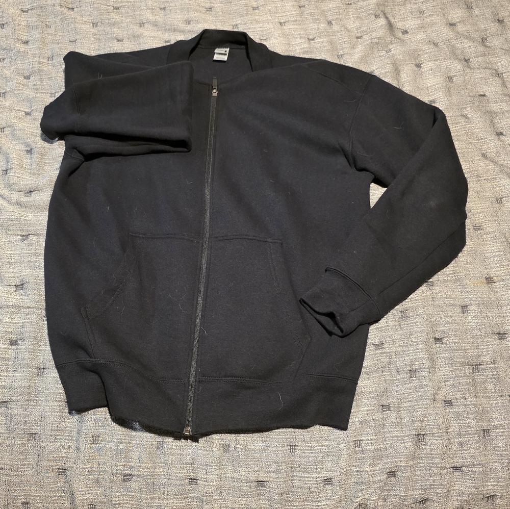 Gildan Men's Black Zip Up Sweater
